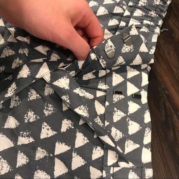 Loft Shorts - Picture 2 of 6